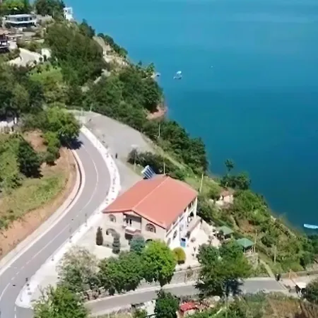 Tani Hotel