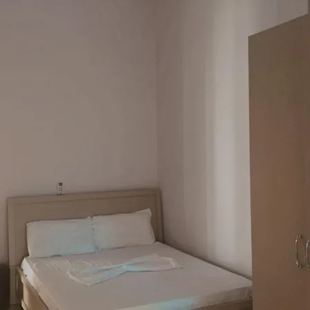 Tani Hotel 3*
